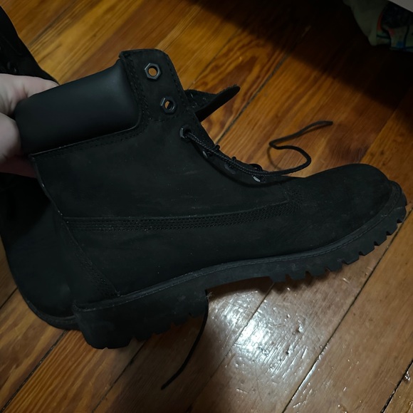 Black Timberland Boots - Picture 4 of 6
